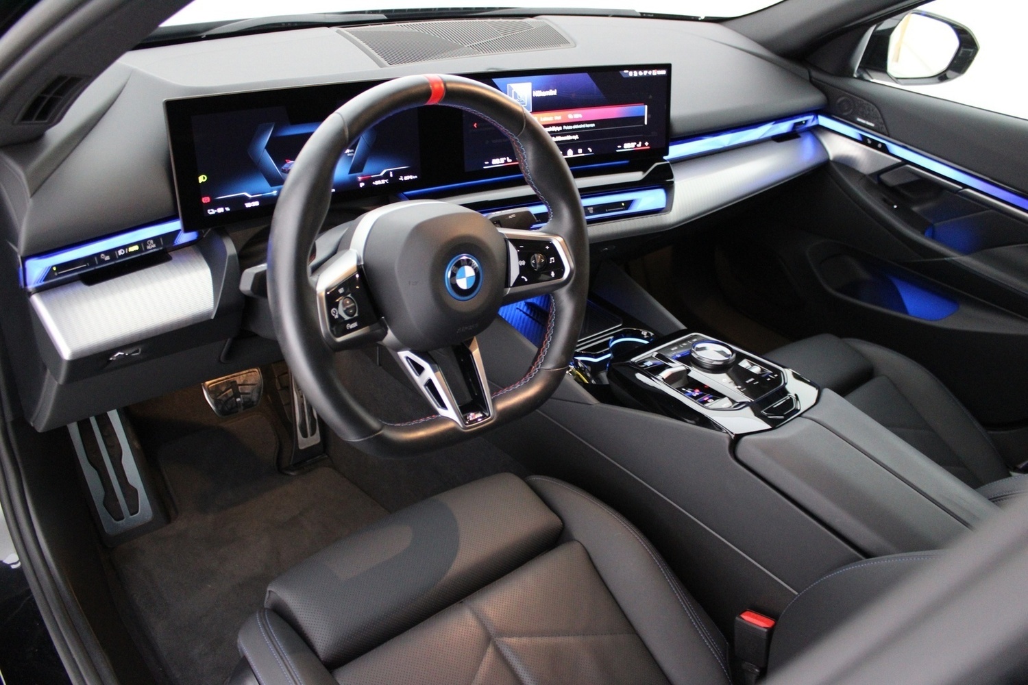 BMW i5 M60 vaihtoauto