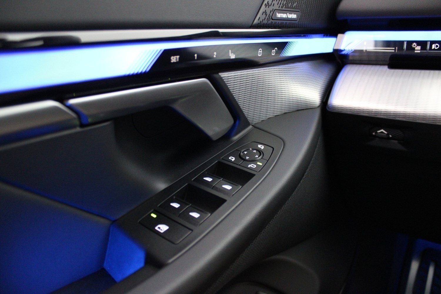 BMW i5 M60 vaihtoauto