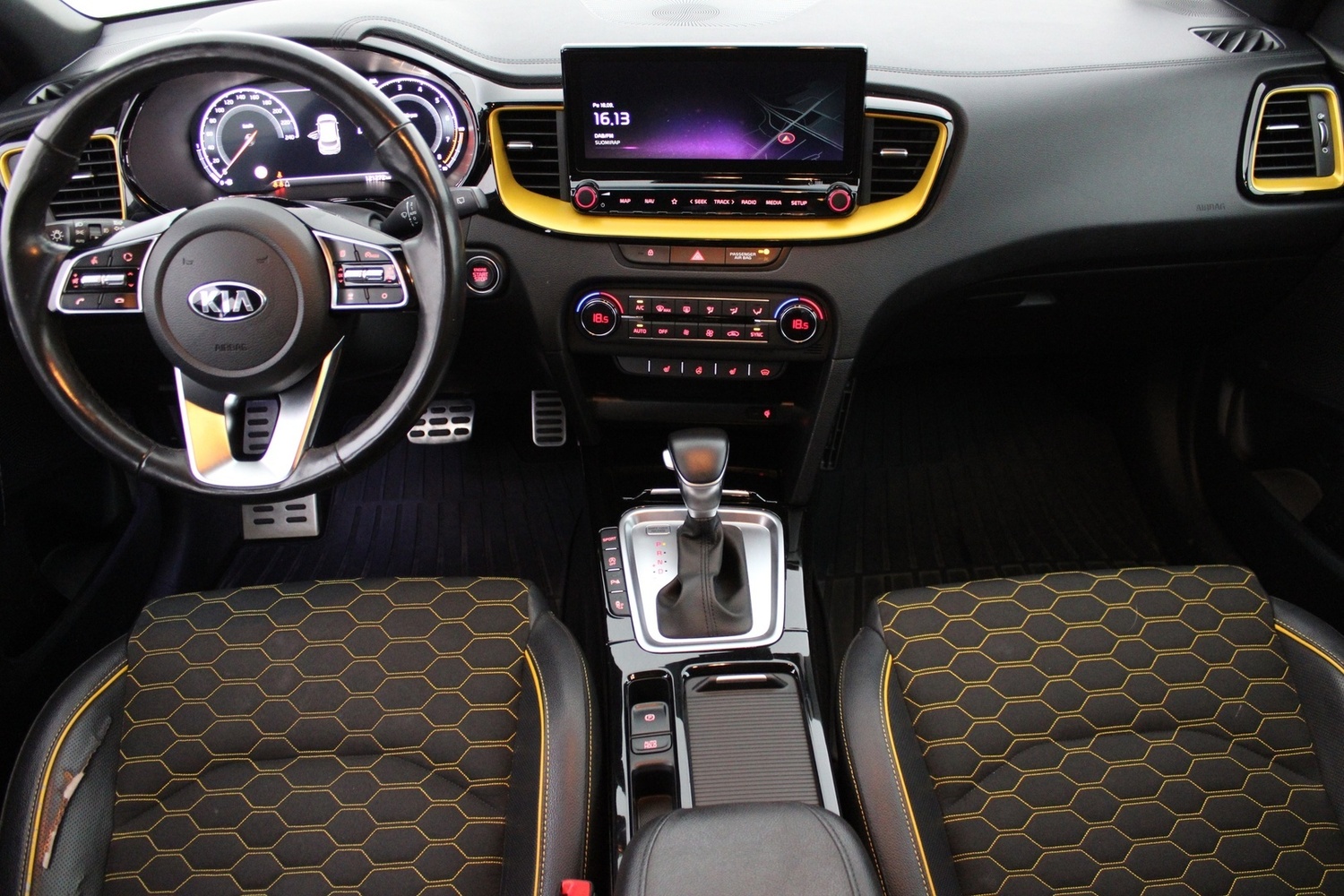 Kia XCeed vaihtoauto