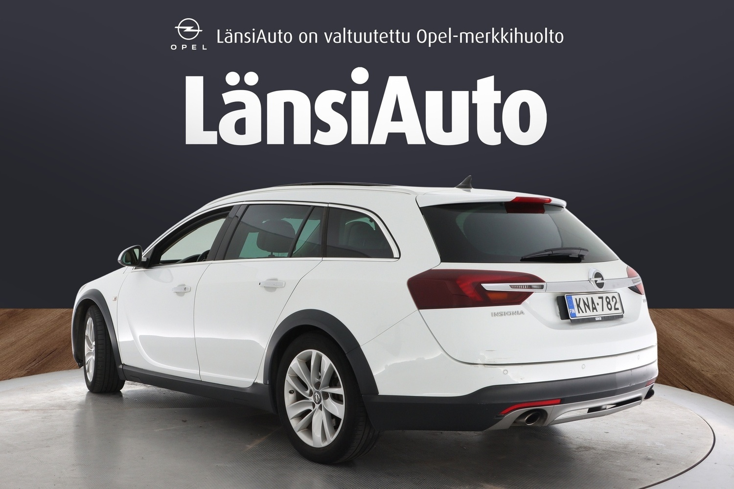 Opel Insignia vaihtoauto