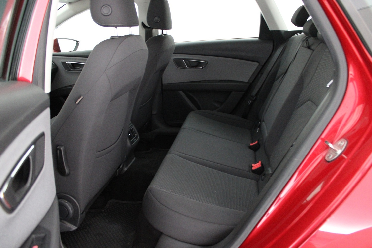 SEAT Leon ST vaihtoauto