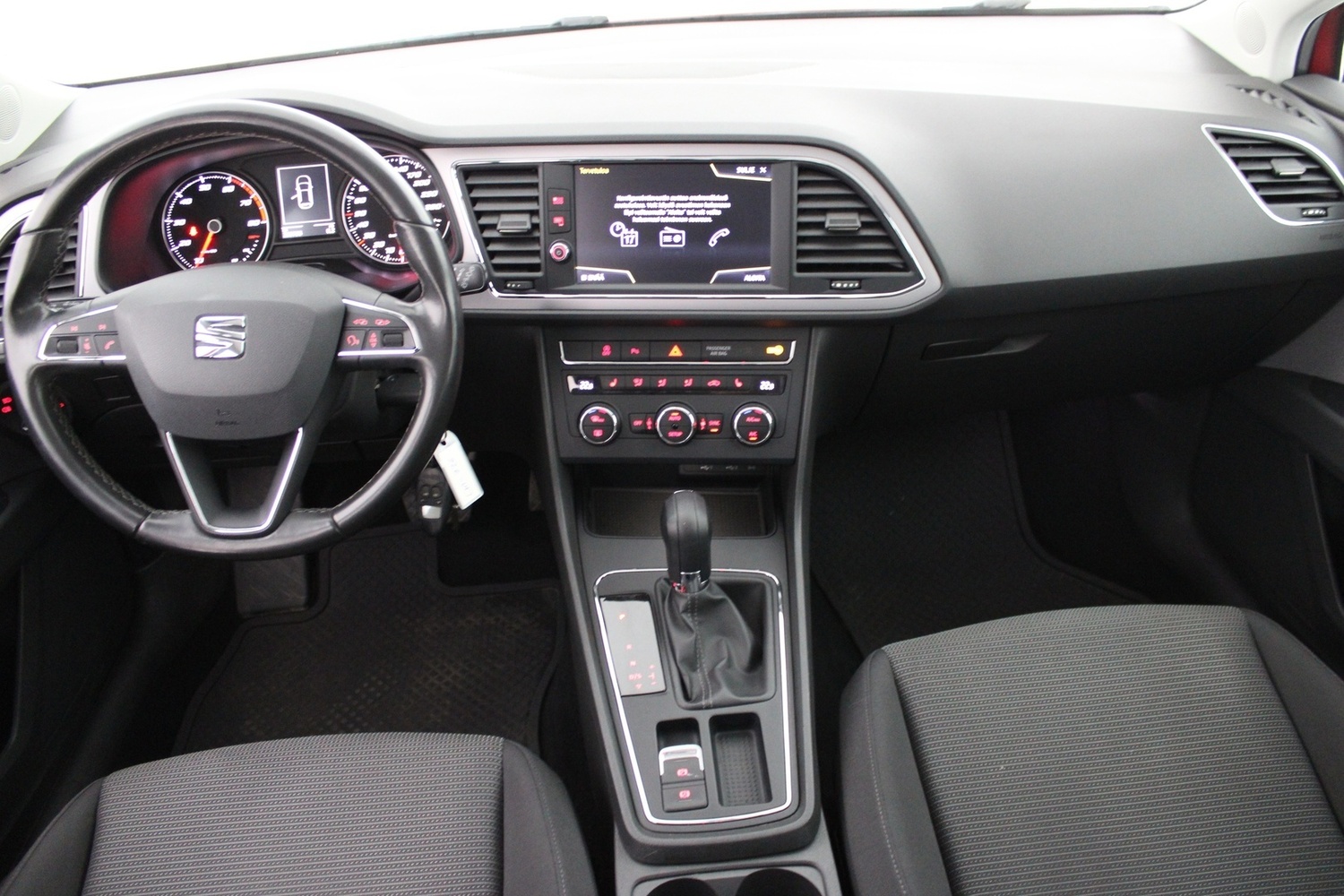 SEAT Leon ST vaihtoauto
