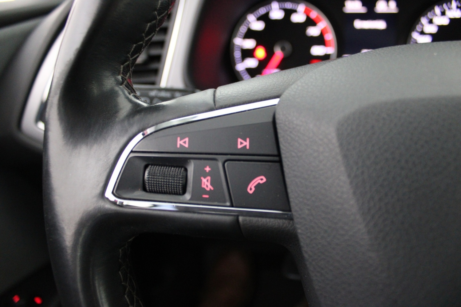 SEAT Leon ST vaihtoauto