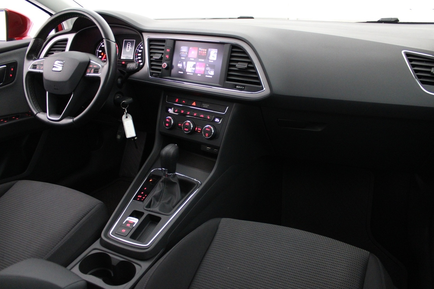 SEAT Leon ST vaihtoauto