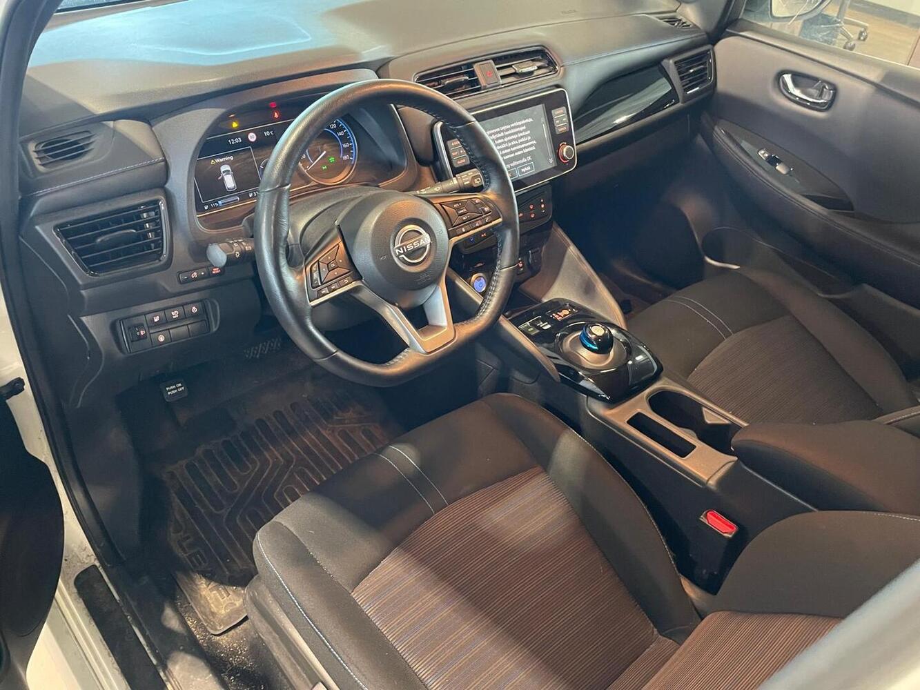 Nissan Leaf vaihtoauto