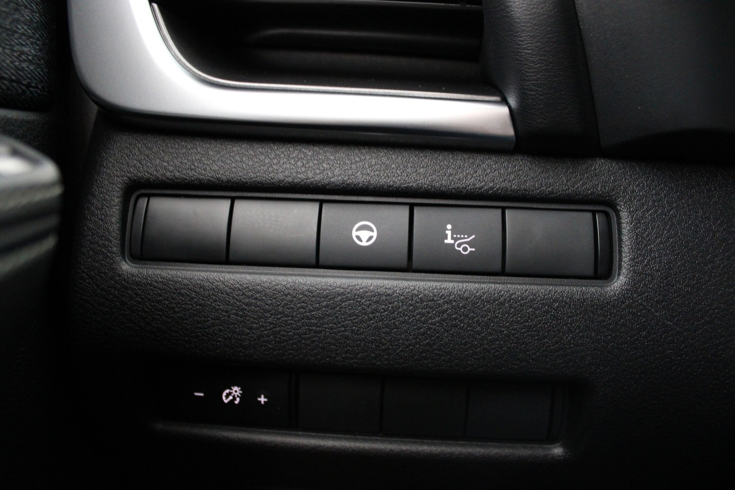 Nissan X-Trail vaihtoauto