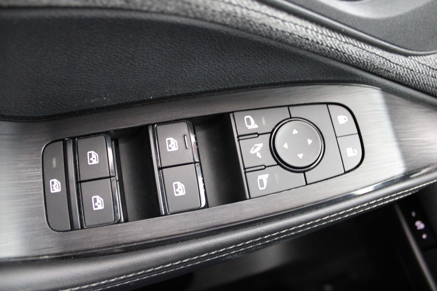 Nissan X-Trail vaihtoauto