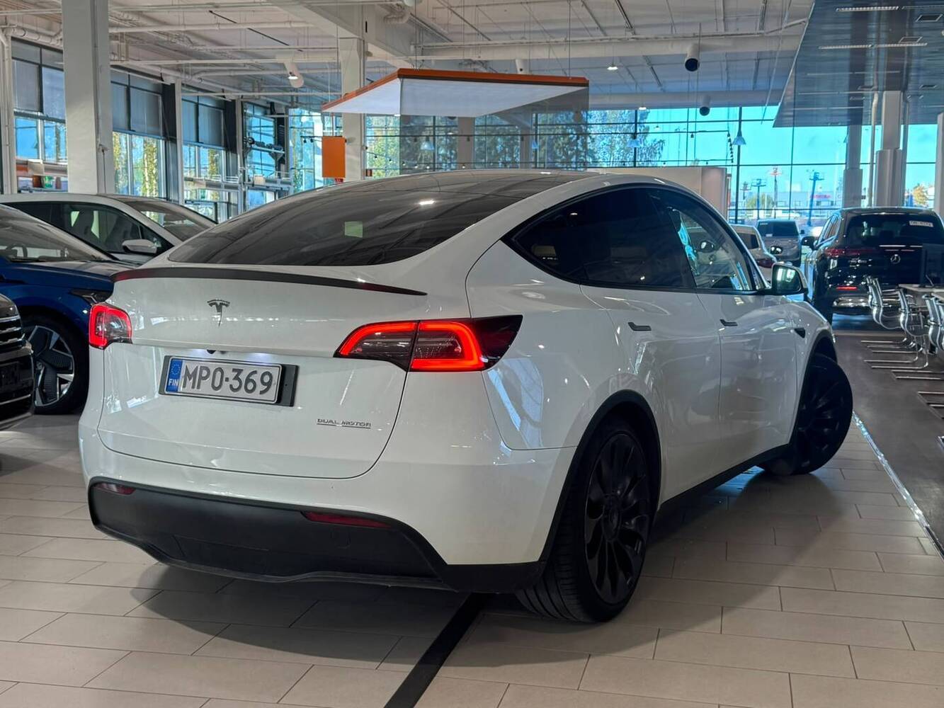 Tesla Model Y vaihtoauto
