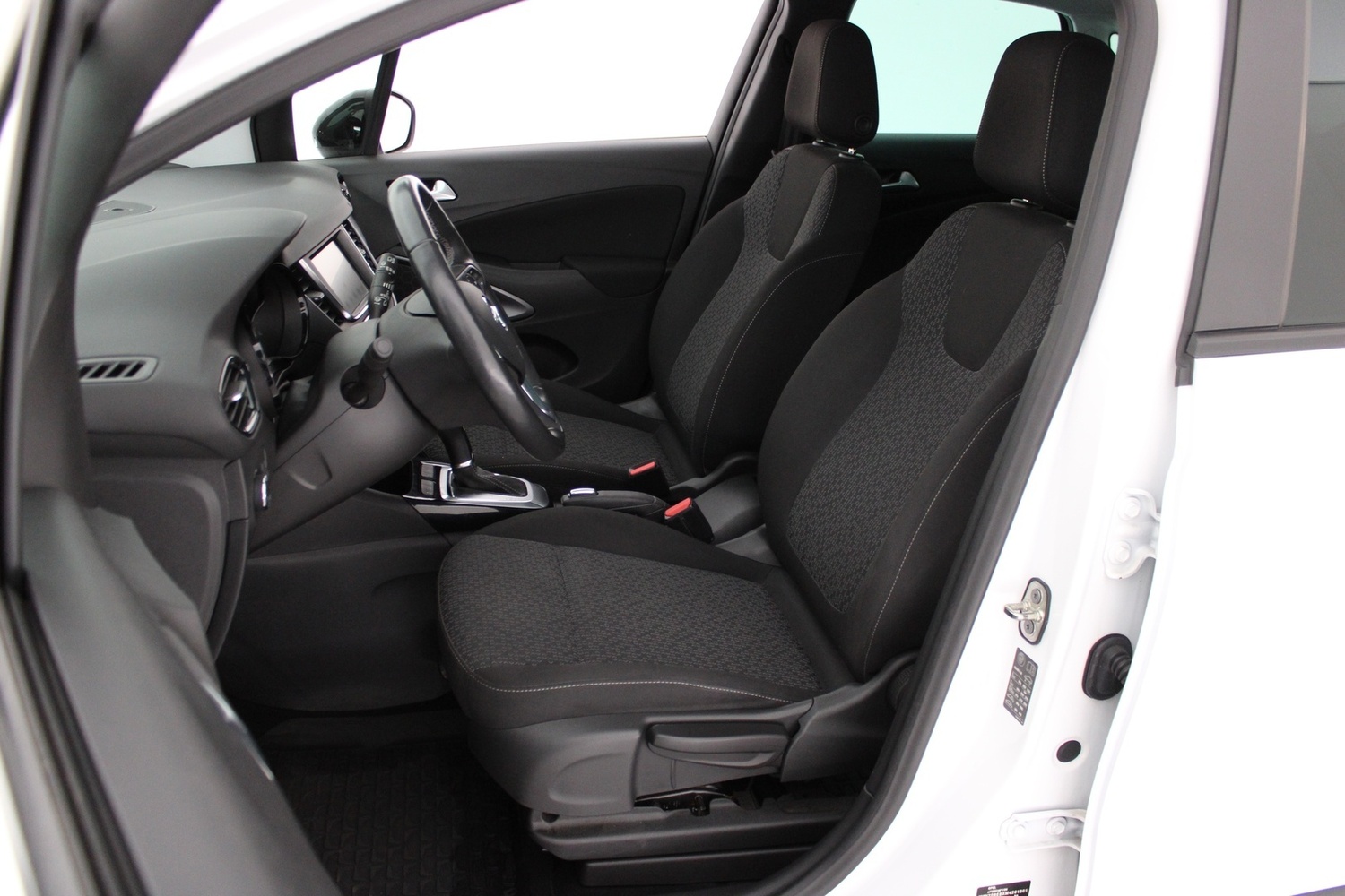Opel Crossland vaihtoauto