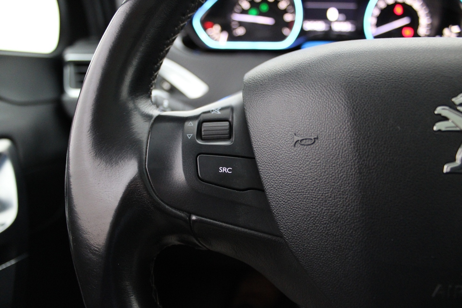 Peugeot 2008 vaihtoauto