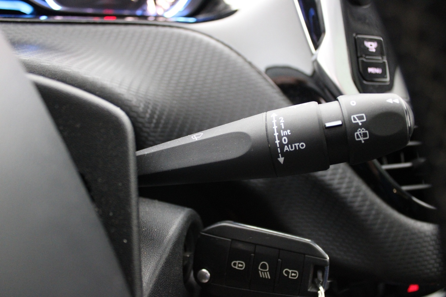 Peugeot 2008 vaihtoauto