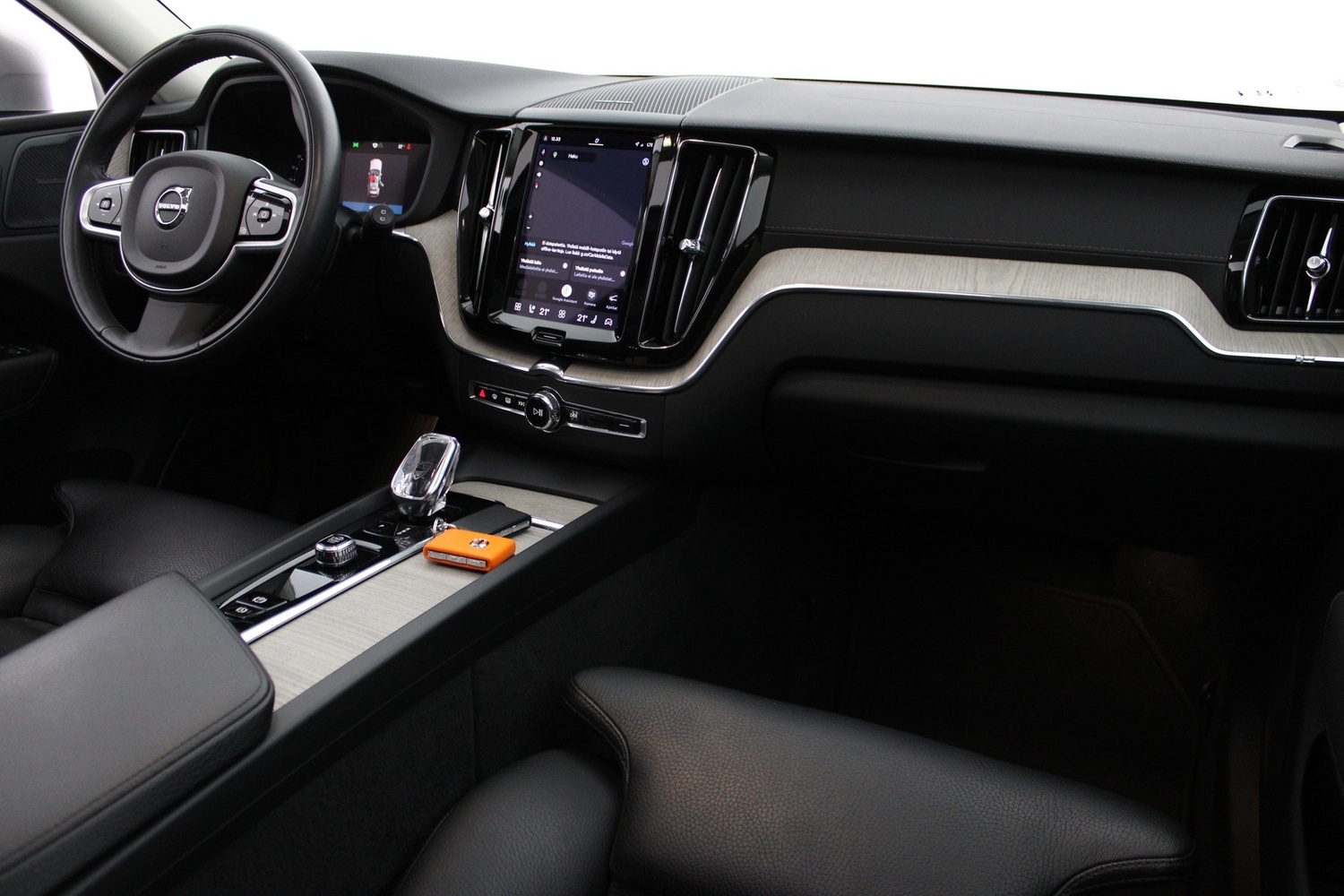 Volvo XC60 vaihtoauto