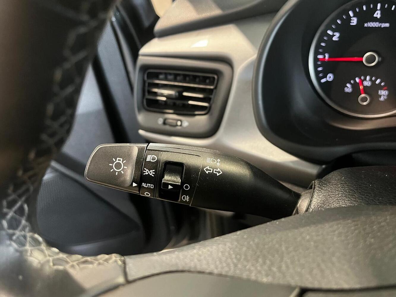 Kia Rio vaihtoauto