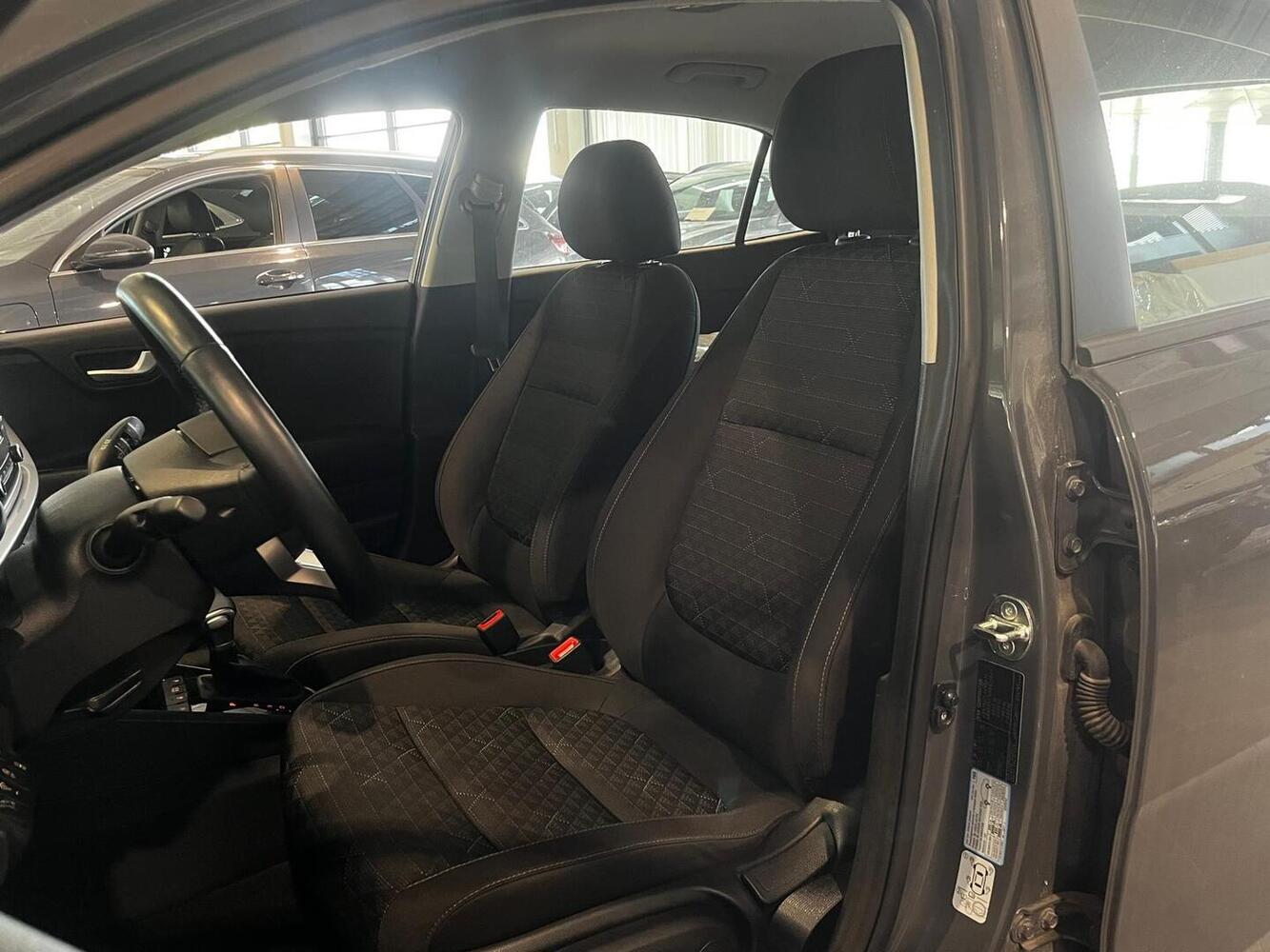 Kia Rio vaihtoauto