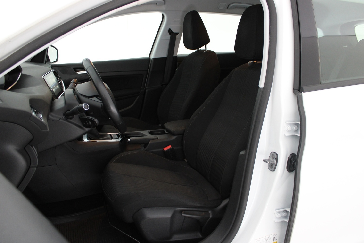 Peugeot 308 vaihtoauto