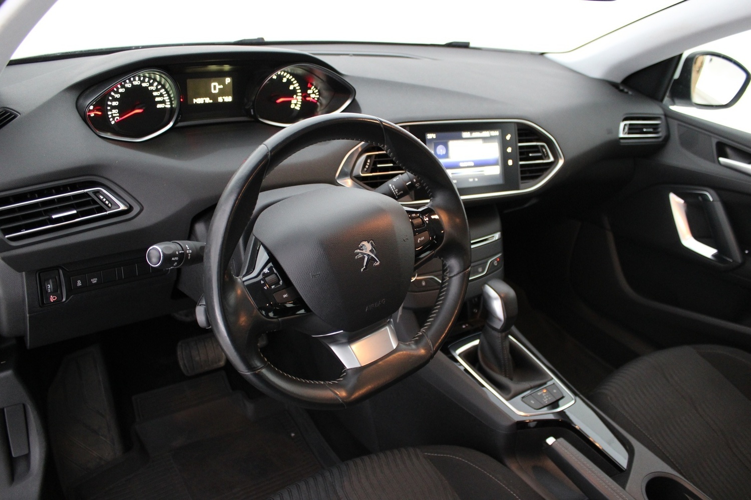 Peugeot 308 vaihtoauto