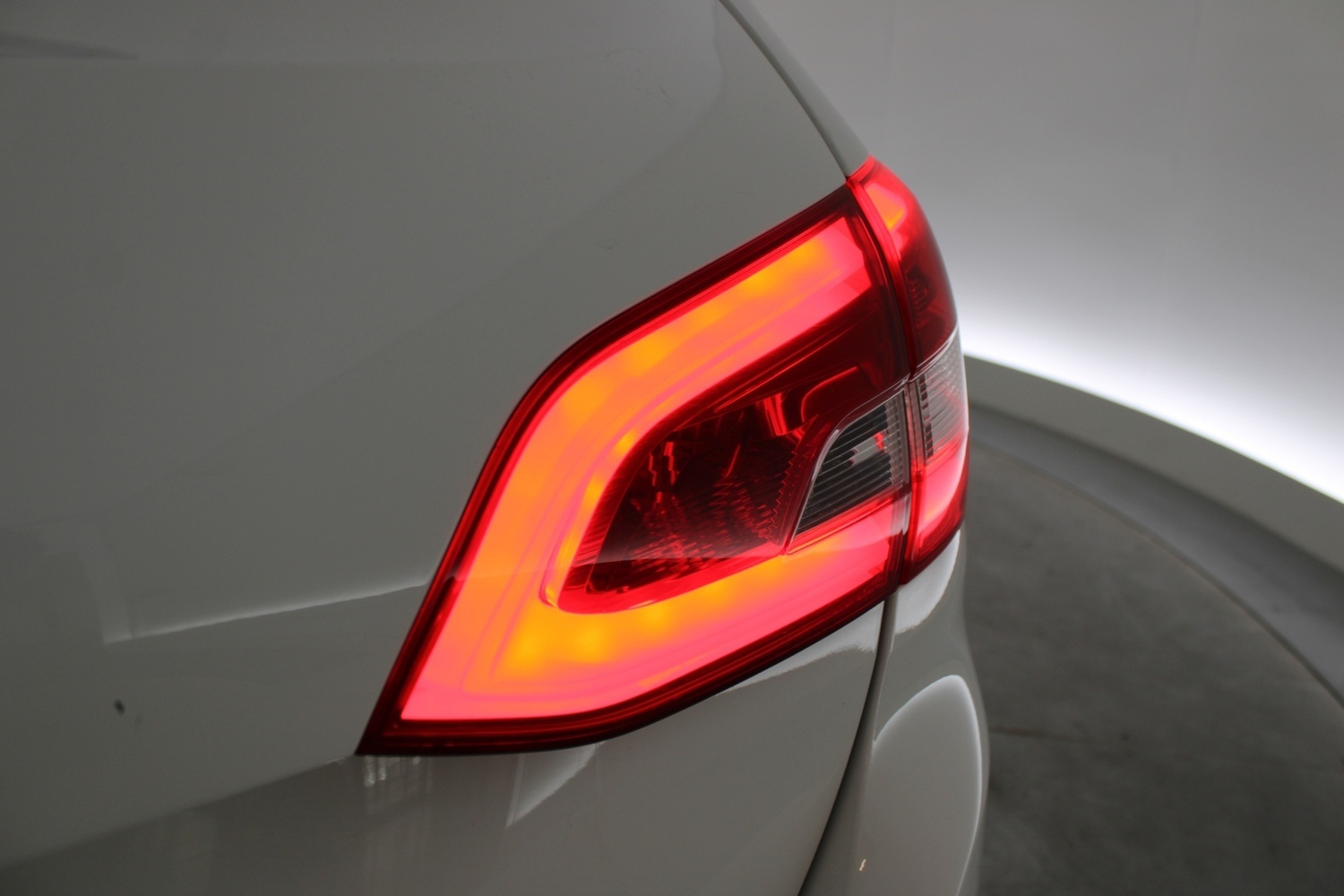 Peugeot 308 vaihtoauto