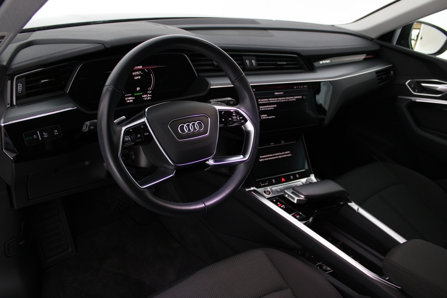 Audi e-tron vaihtoauto