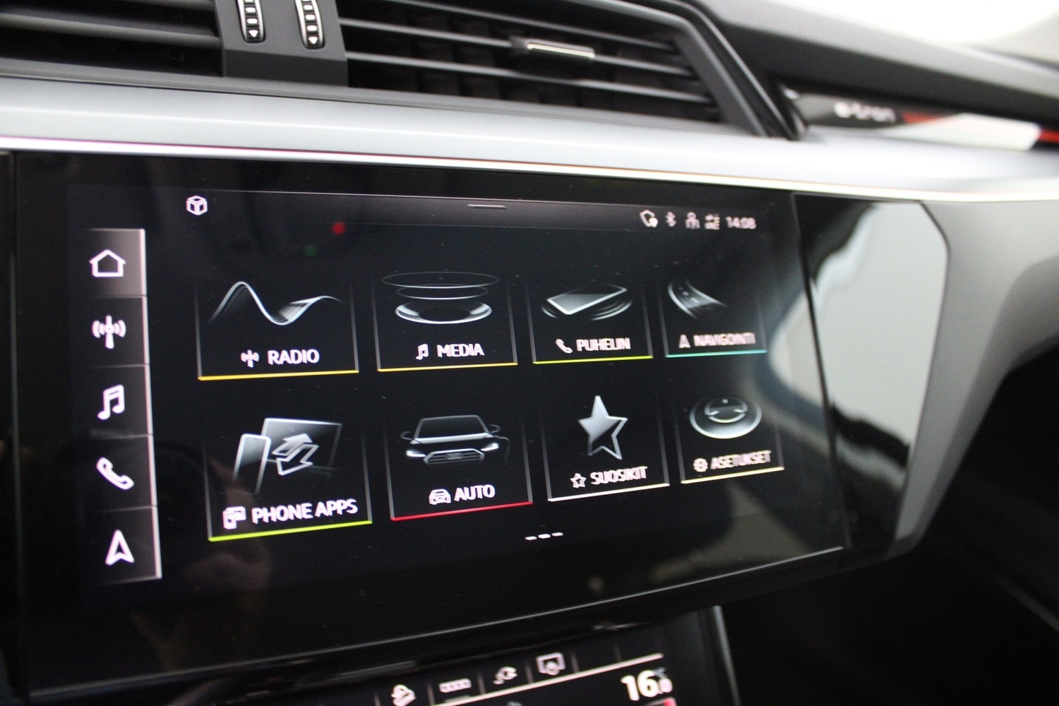Audi e-tron vaihtoauto