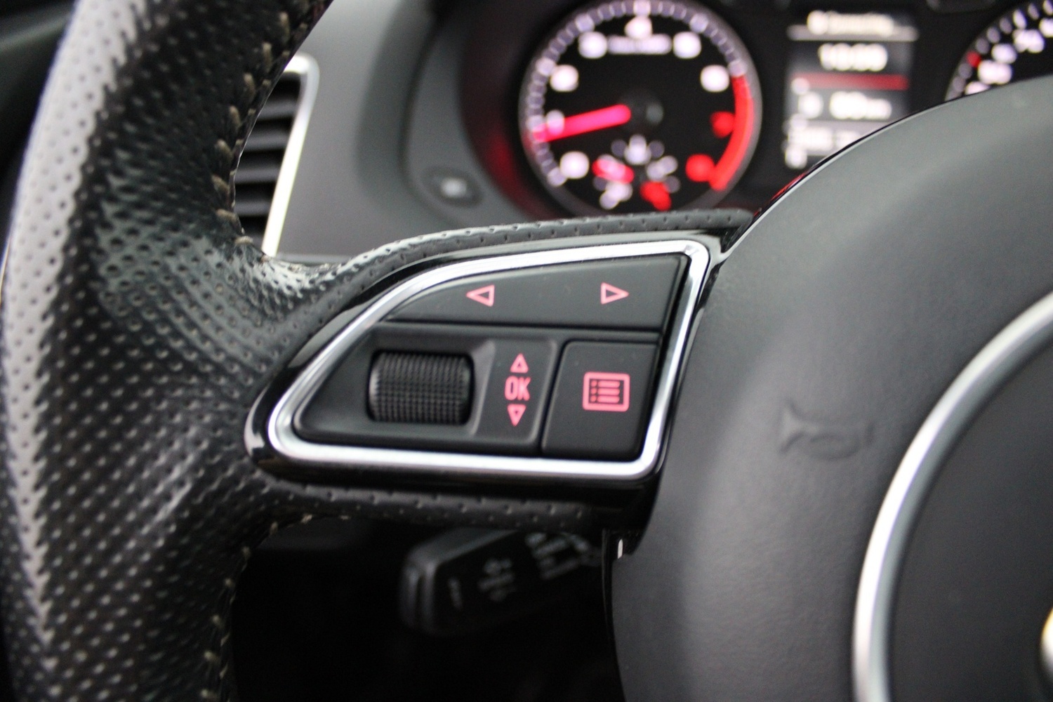 Audi Q3 vaihtoauto