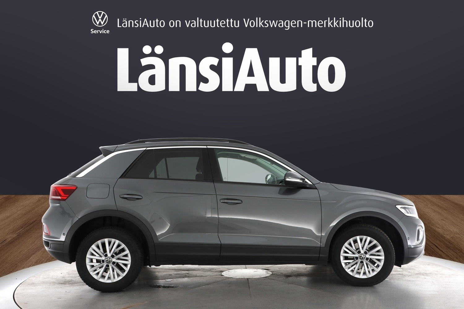 Volkswagen T-Roc vaihtoauto