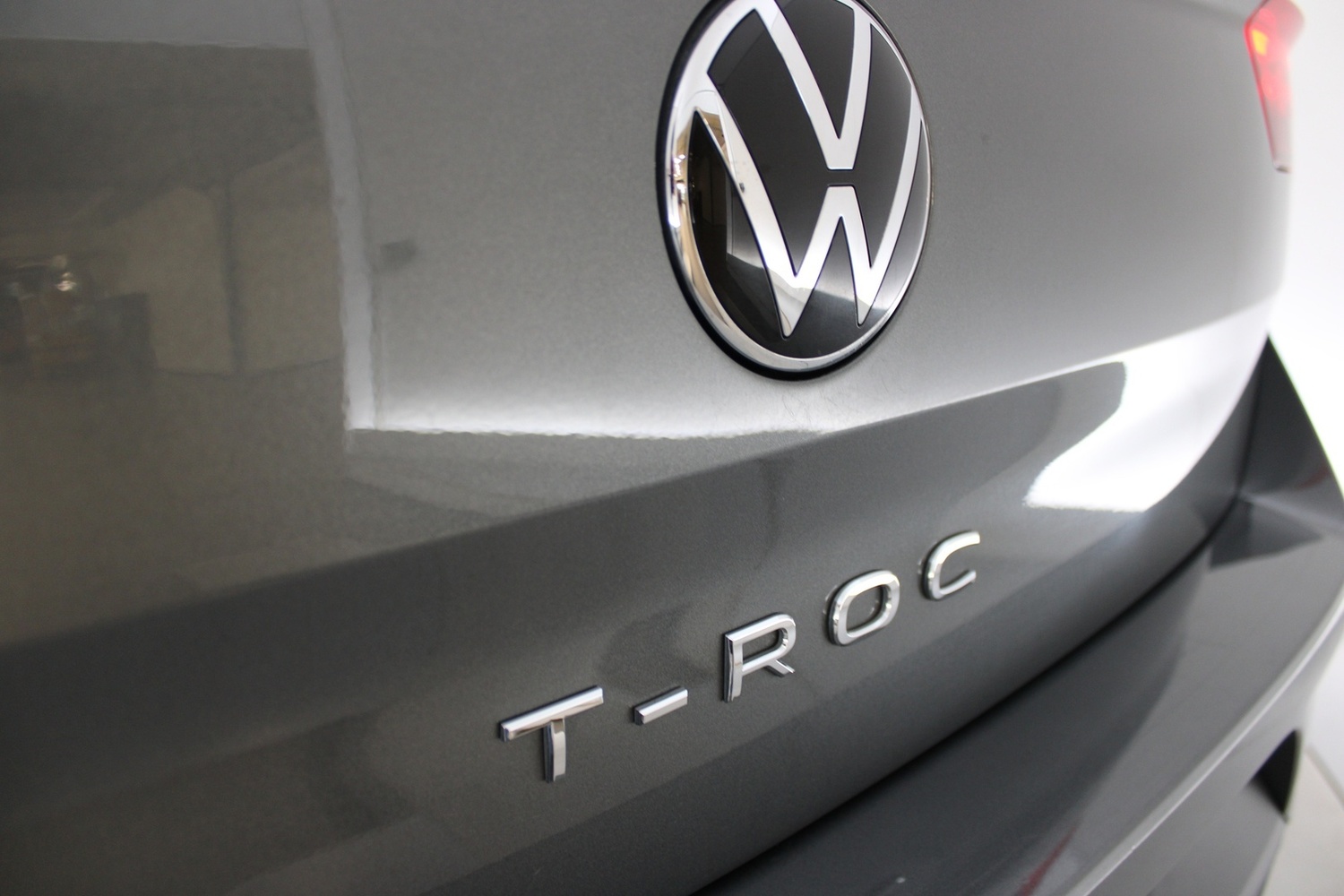 Volkswagen T-Roc vaihtoauto