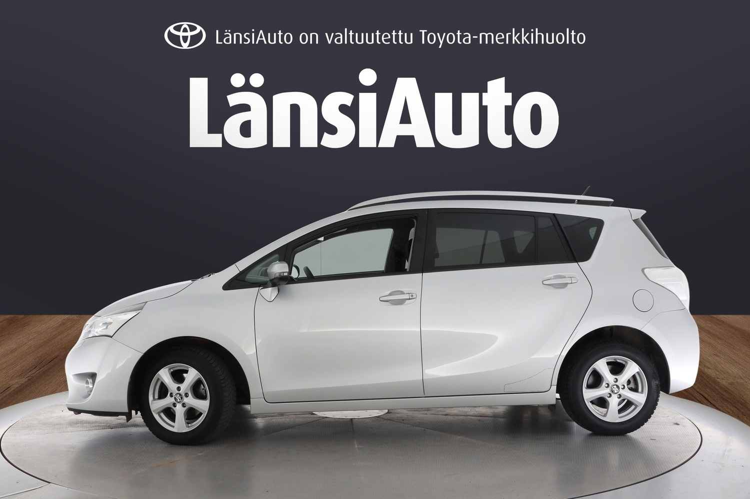 Toyota Verso vaihtoauto