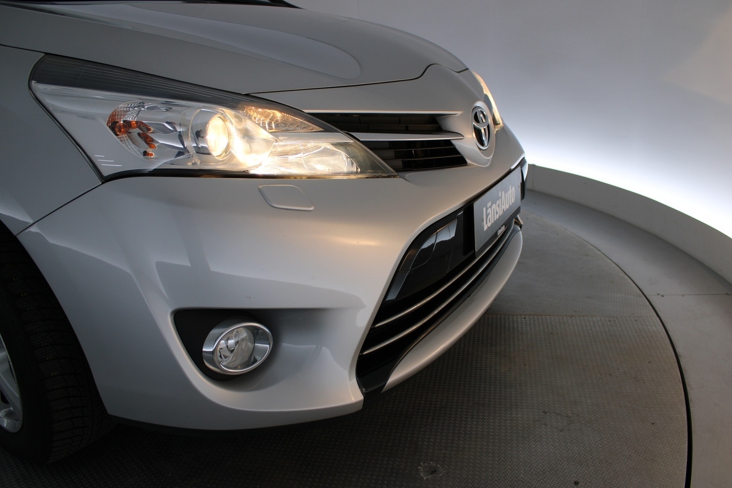 Toyota Verso vaihtoauto