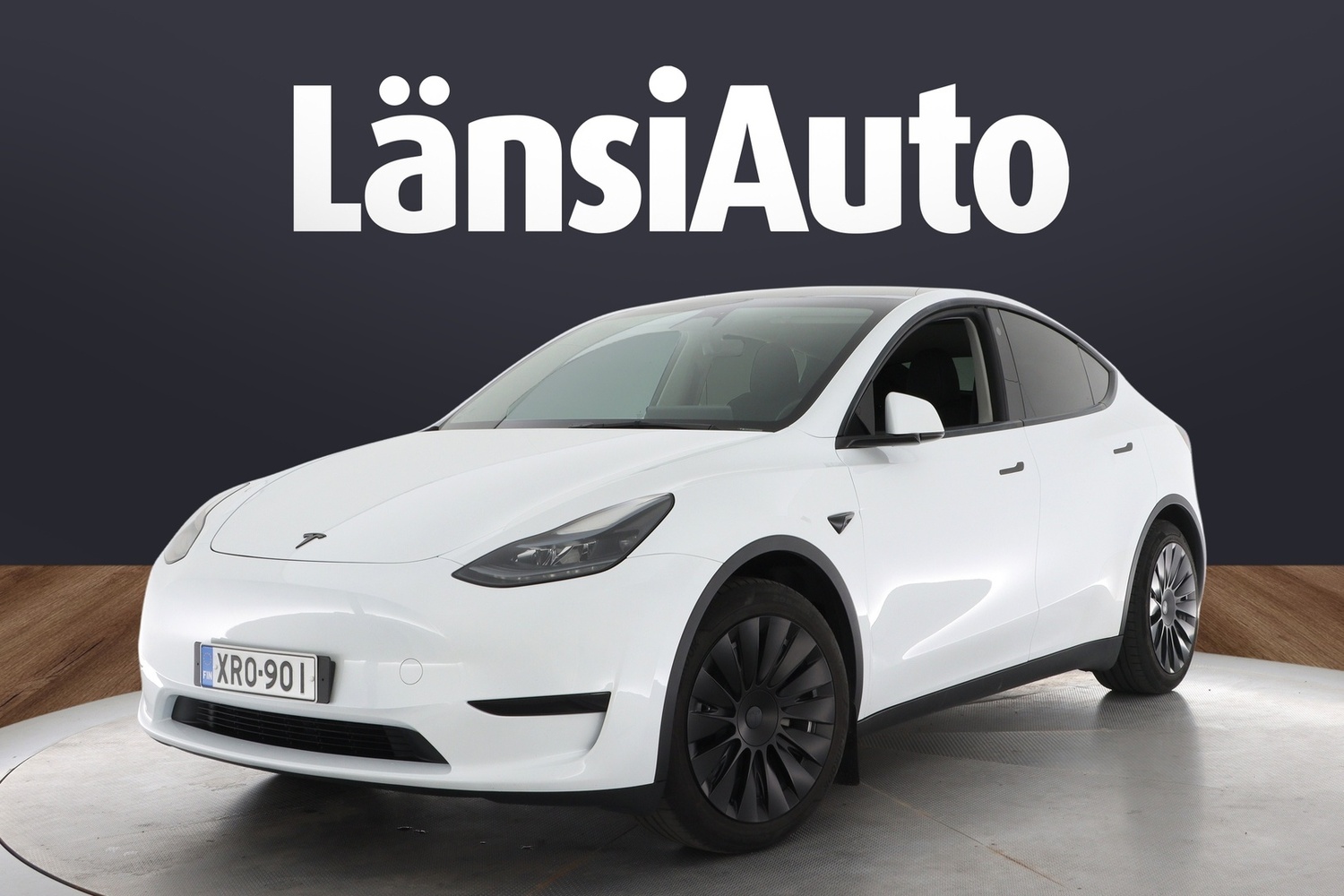 Tesla Model Y vaihtoauto