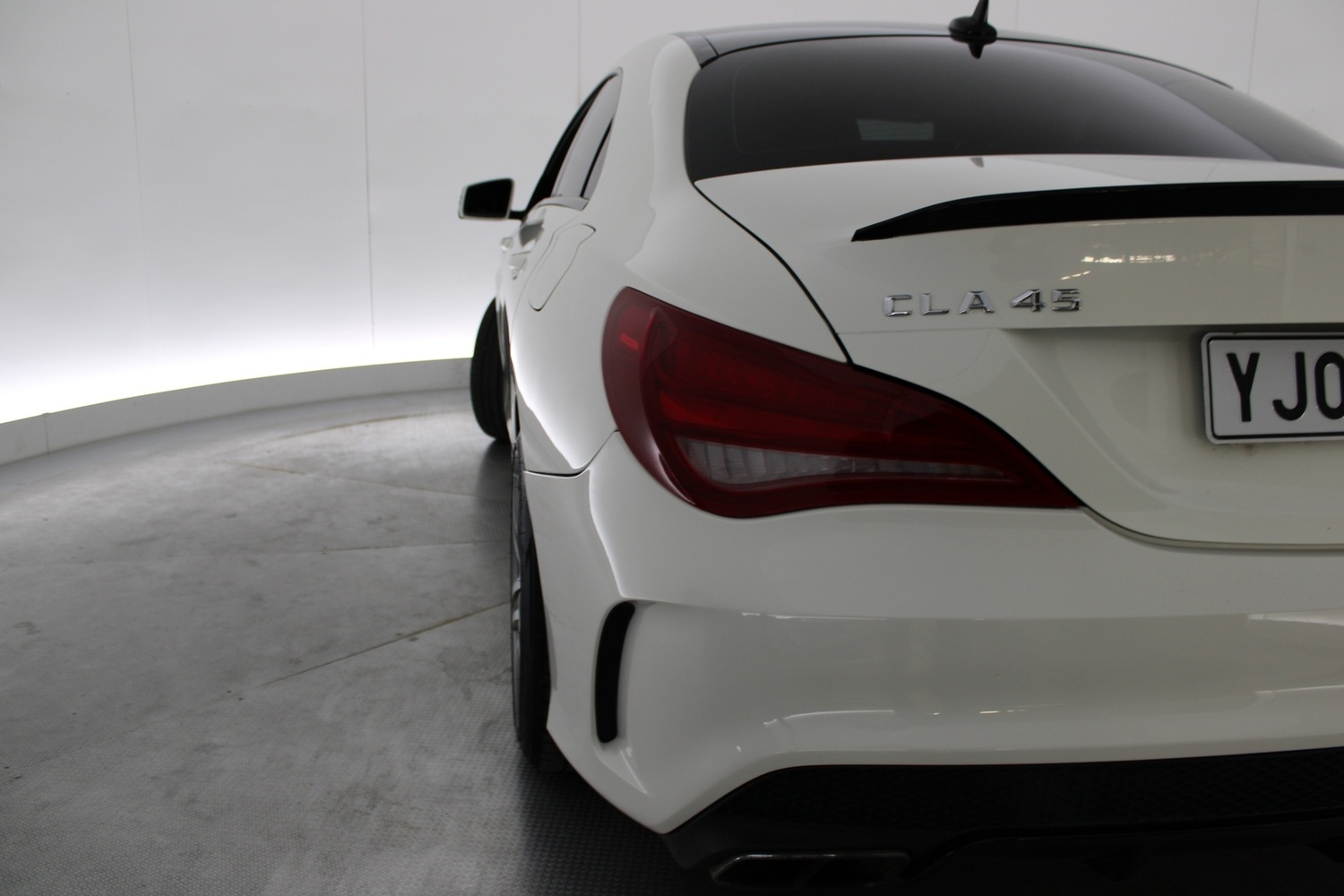 Mercedes-Benz CLA vaihtoauto