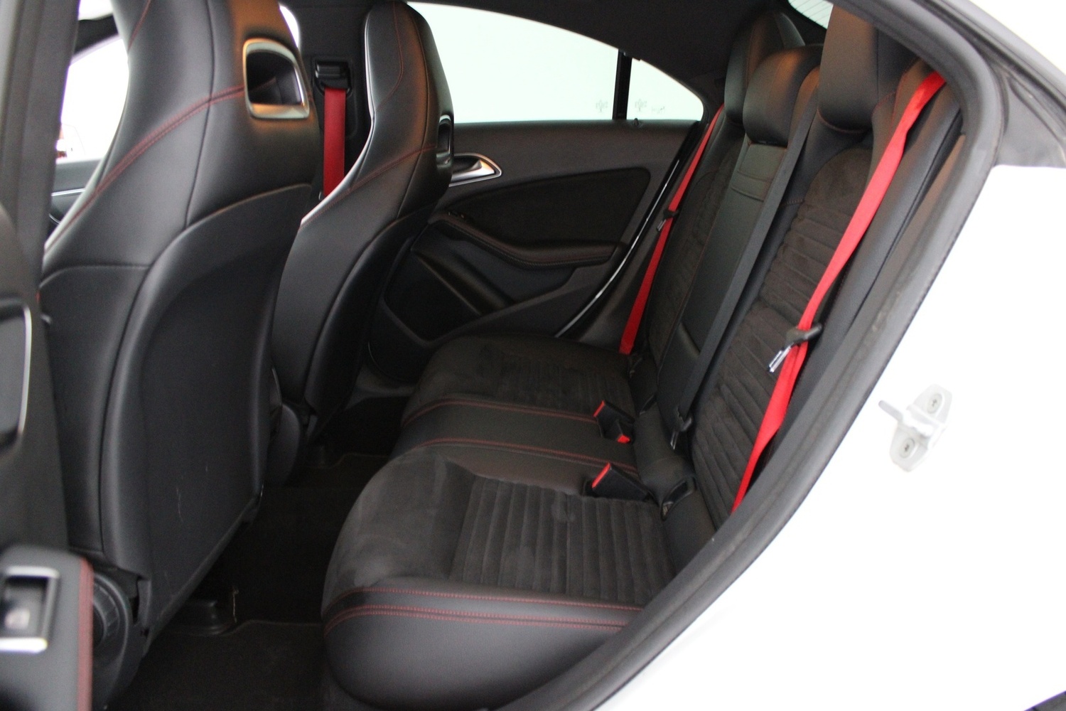 Mercedes-Benz CLA vaihtoauto