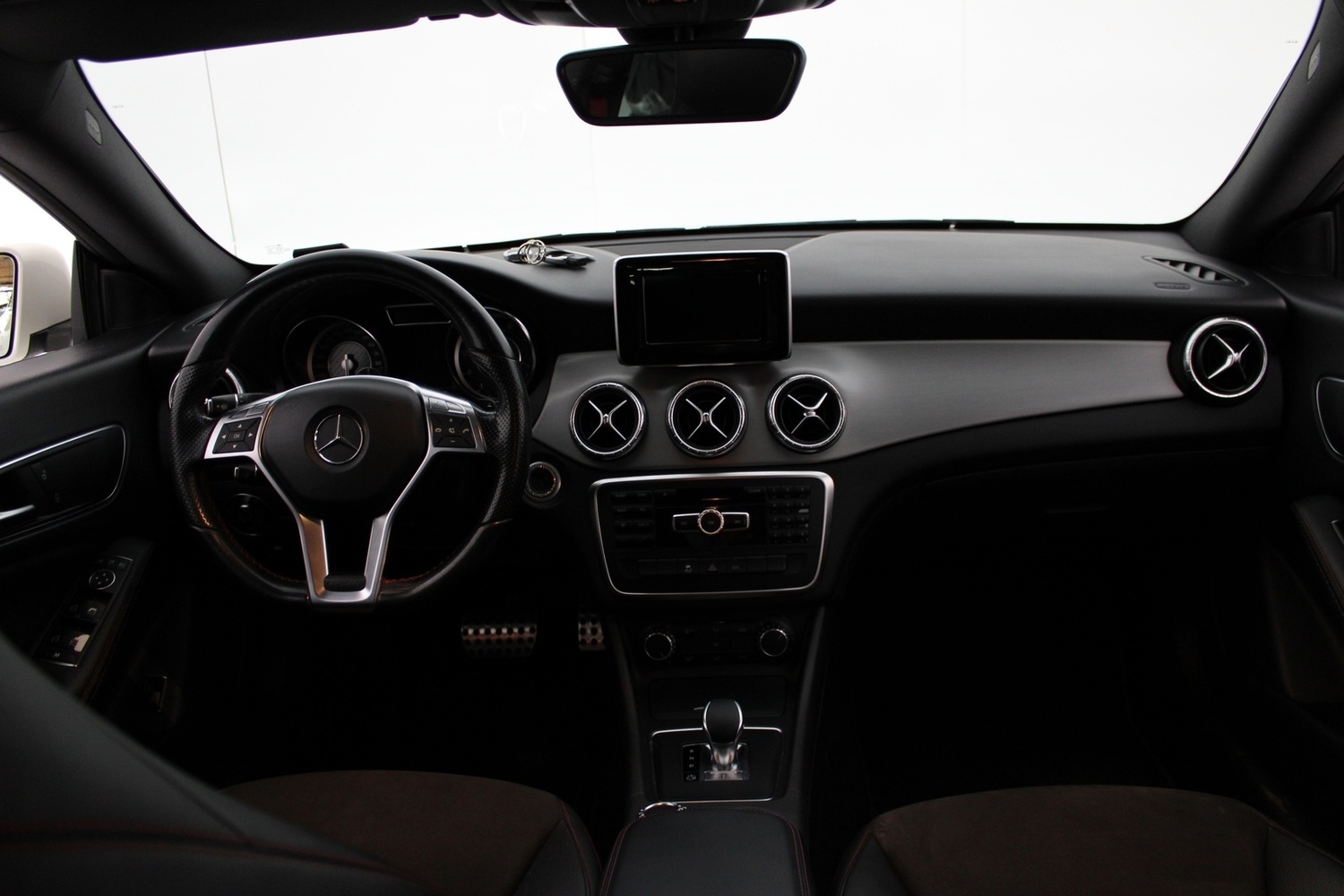 Mercedes-Benz CLA vaihtoauto