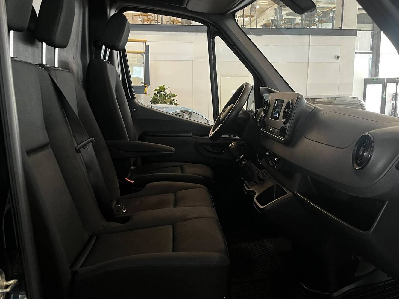 Mercedes-Benz Sprinter vaihtoauto