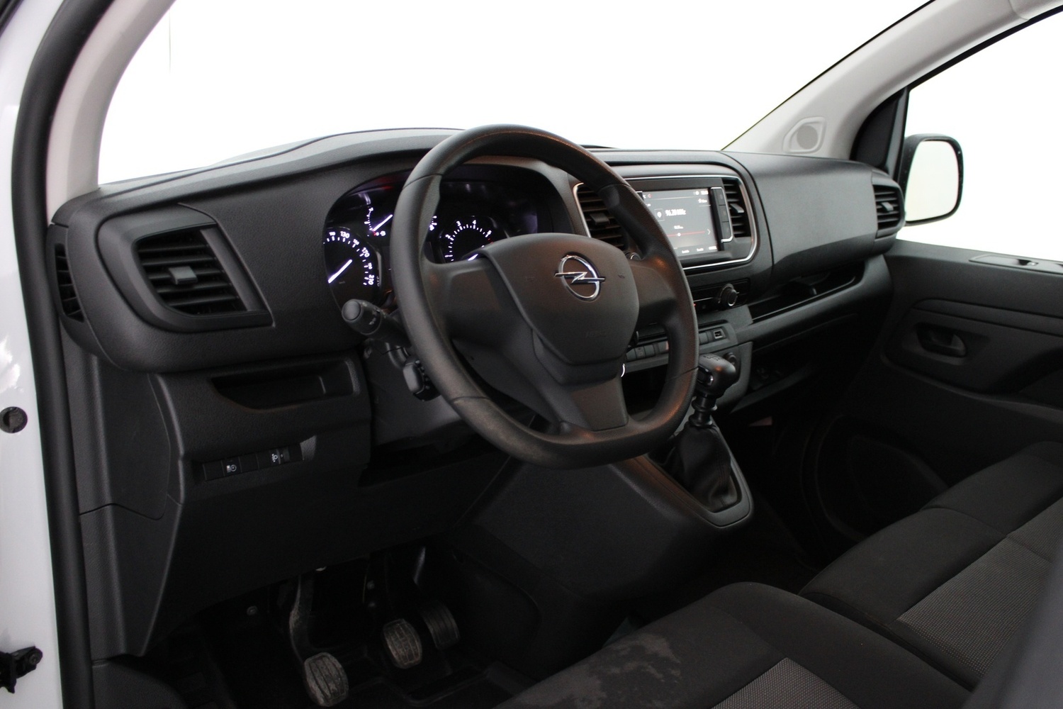 Opel Vivaro vaihtoauto