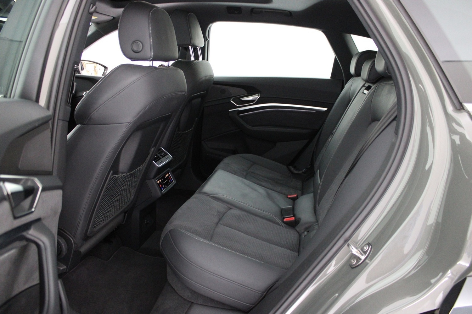 Audi Q8 e-tron vaihtoauto