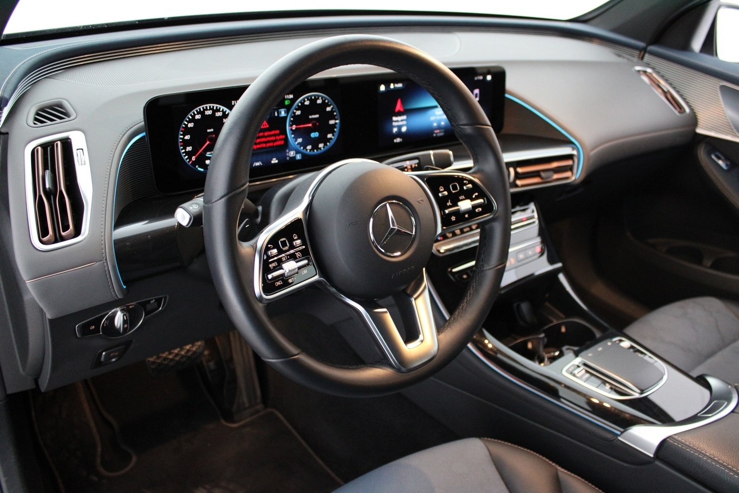 Mercedes-Benz EQC vaihtoauto