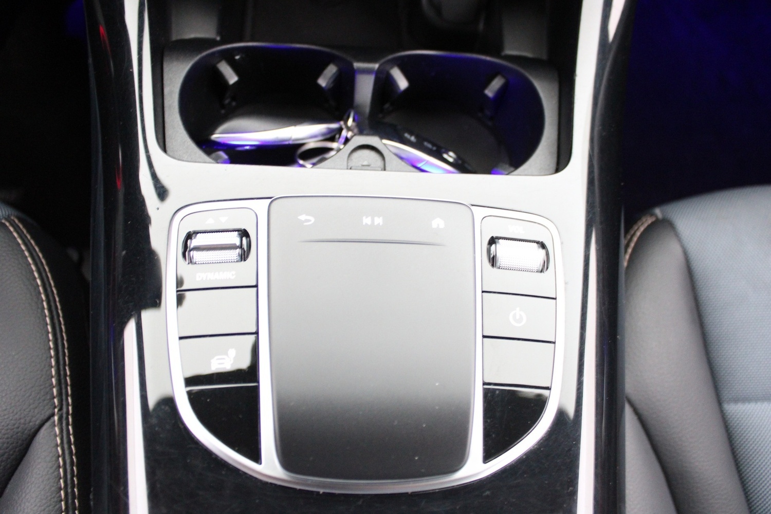 Mercedes-Benz EQC vaihtoauto