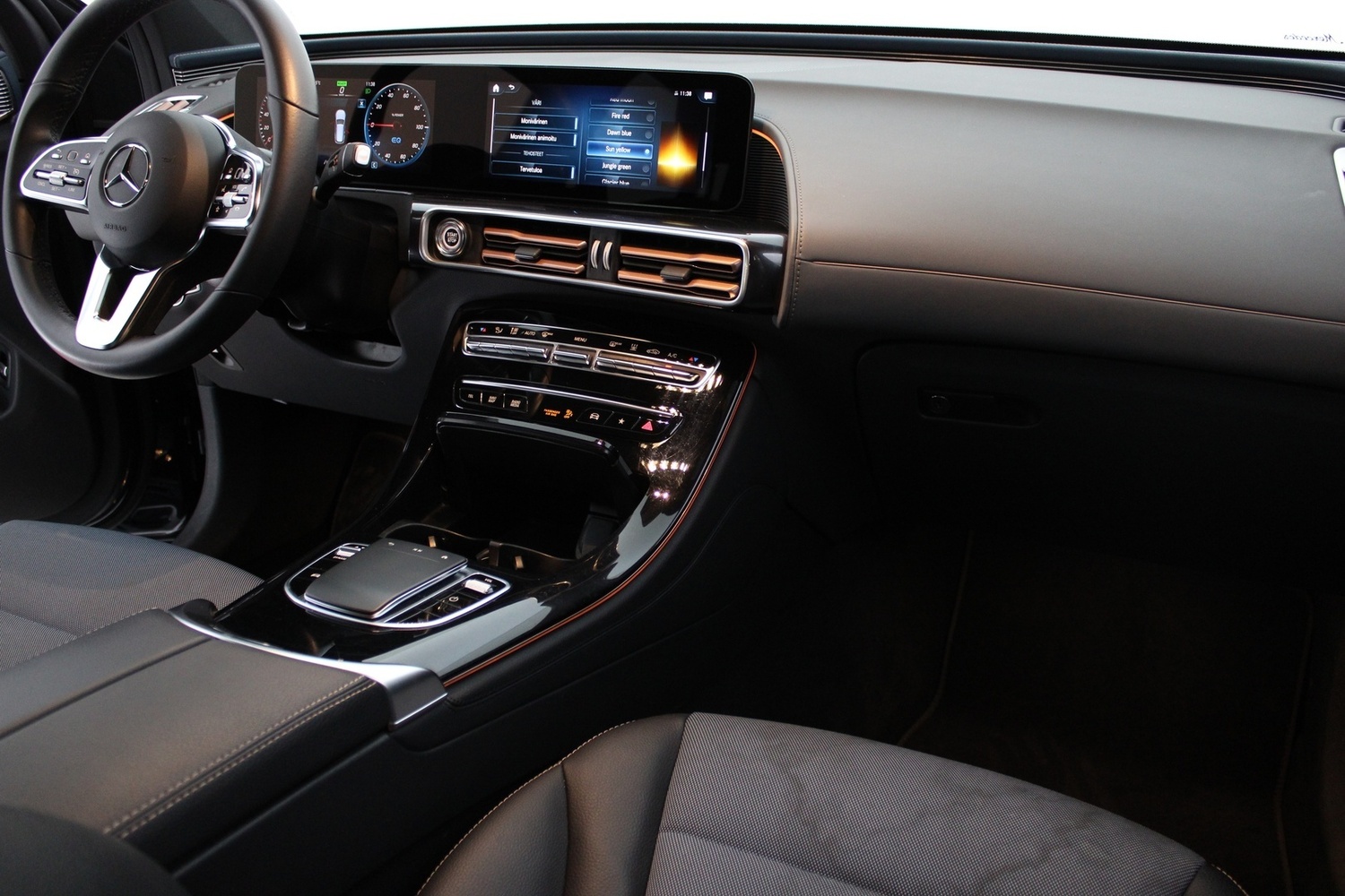 Mercedes-Benz EQC vaihtoauto