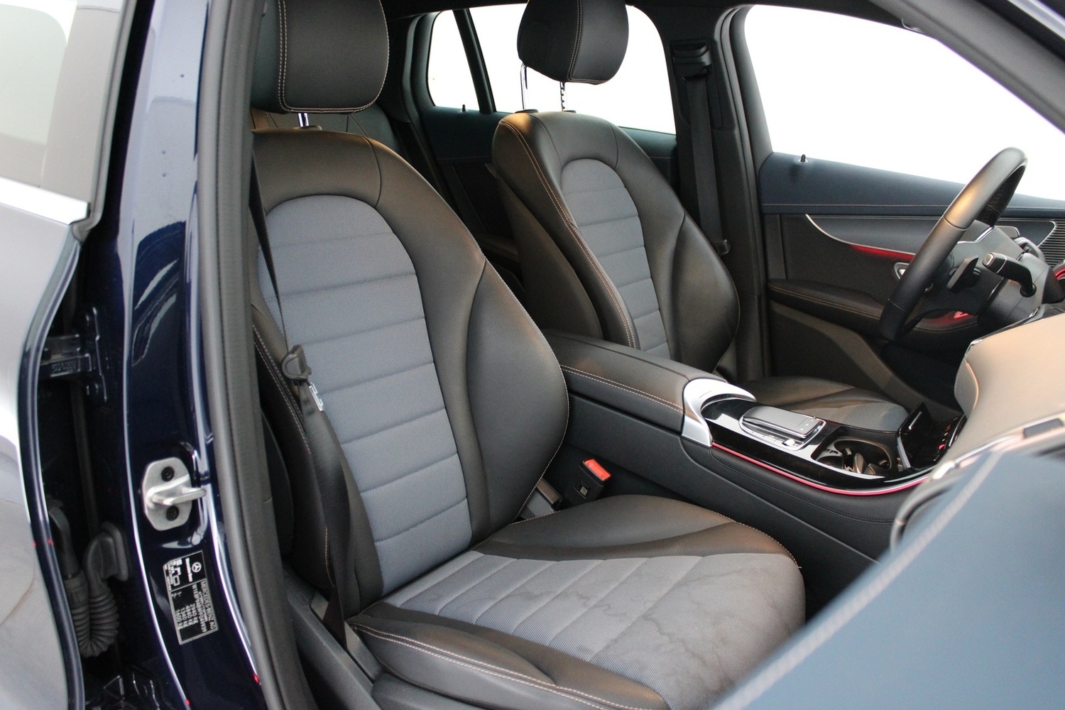 Mercedes-Benz EQC vaihtoauto