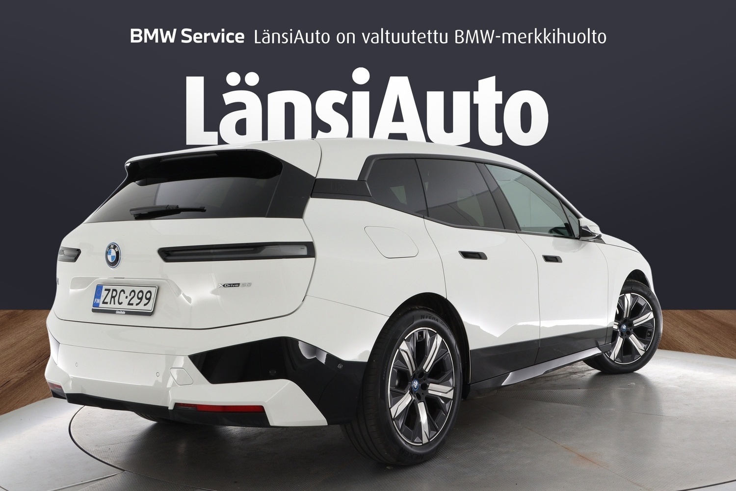 BMW iX vaihtoauto