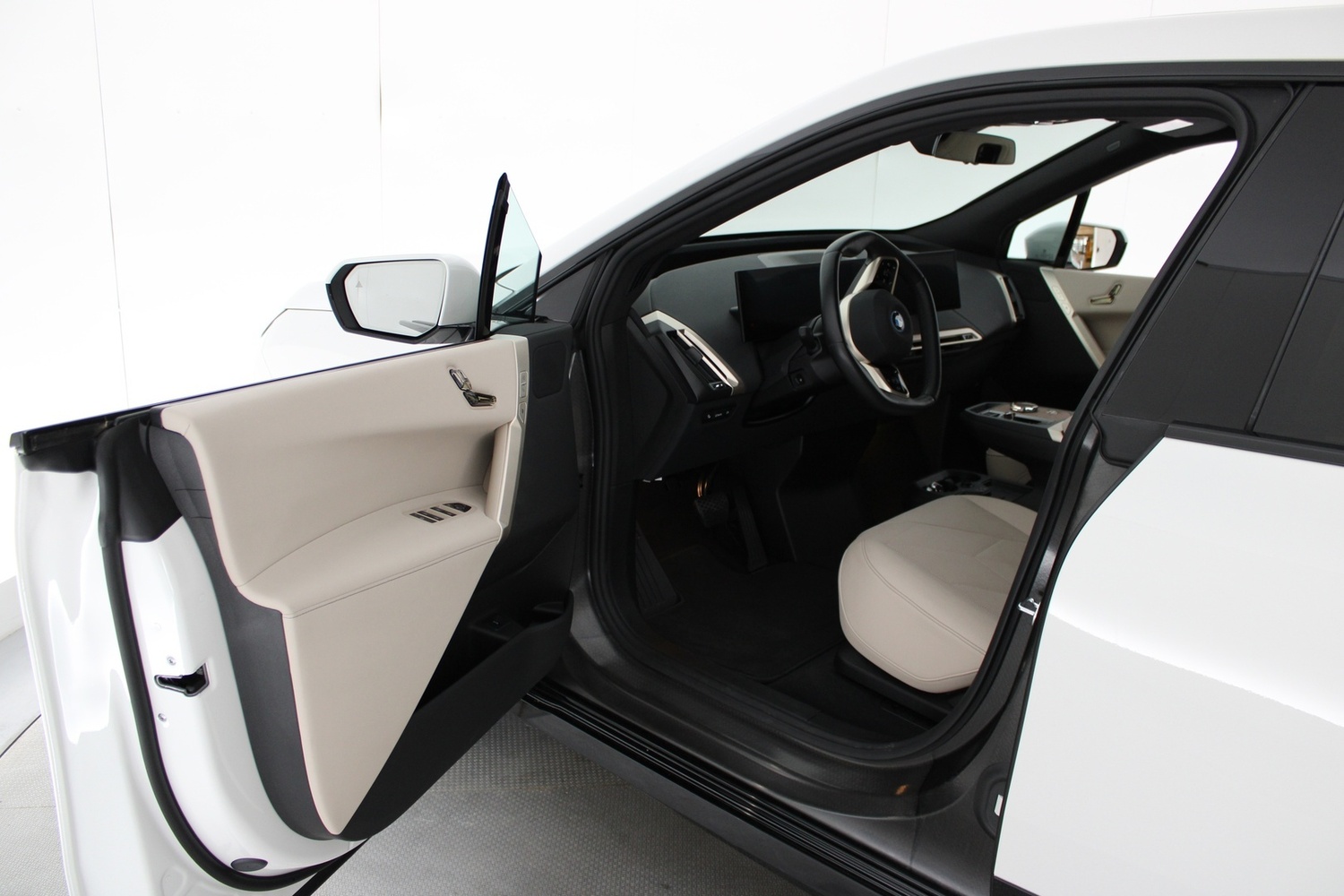 BMW iX vaihtoauto