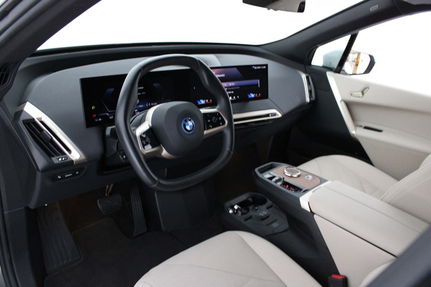 BMW iX vaihtoauto