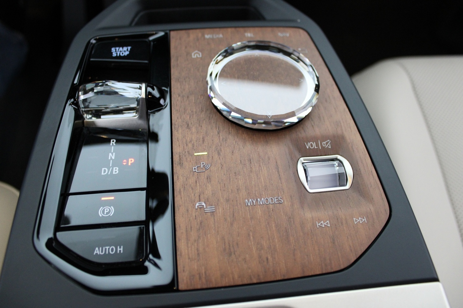 BMW iX vaihtoauto