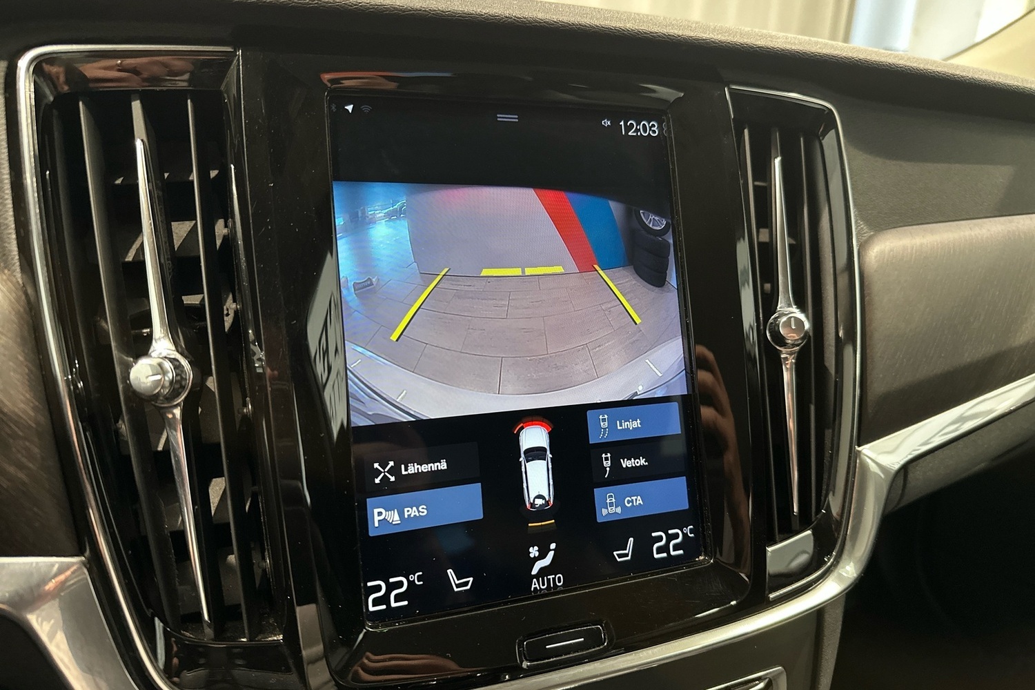 Volvo V90 Cross Country vaihtoauto