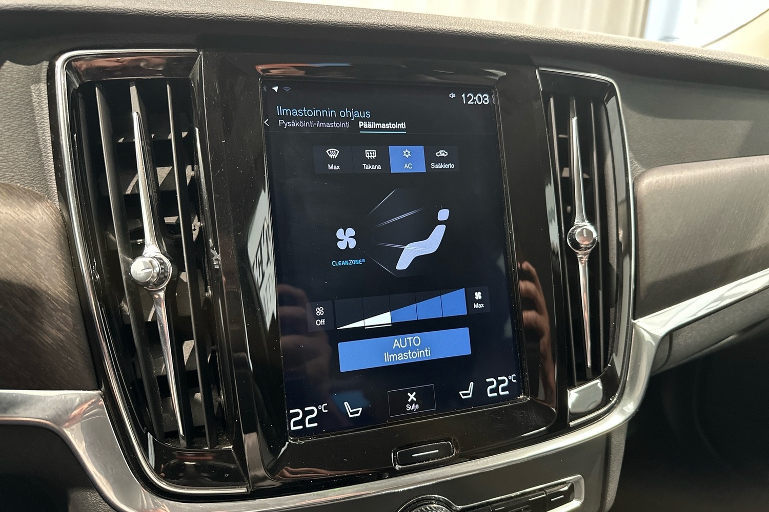 Volvo V90 Cross Country vaihtoauto