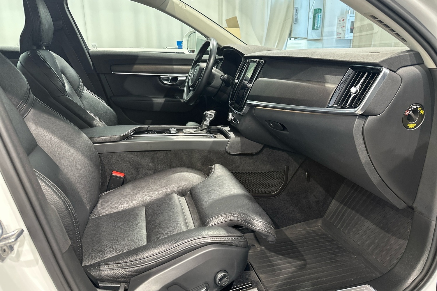 Volvo V90 Cross Country vaihtoauto