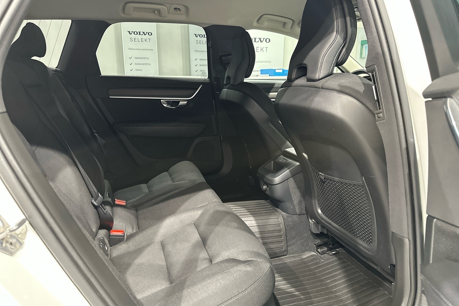 Volvo V90 Cross Country vaihtoauto