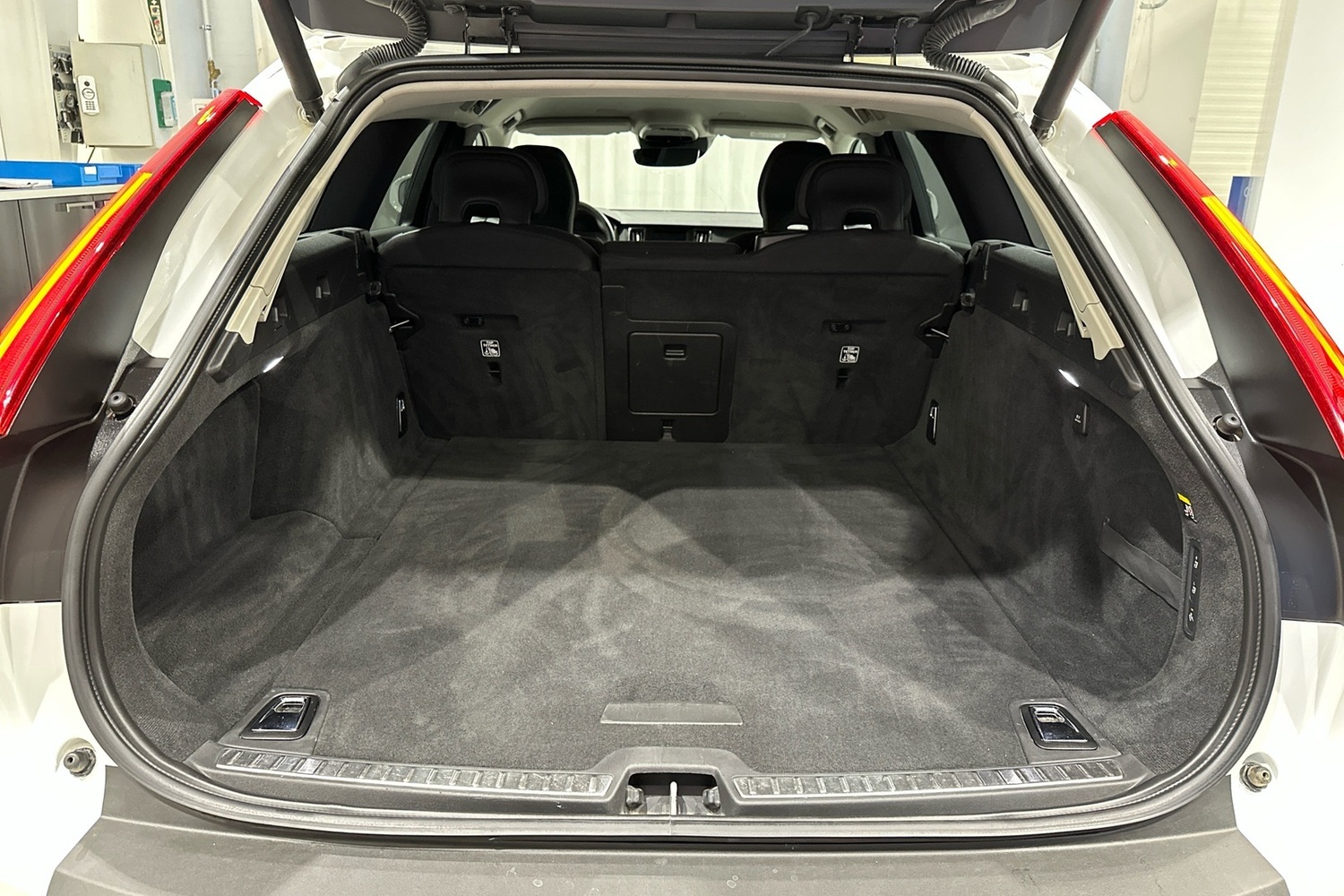 Volvo V90 Cross Country vaihtoauto