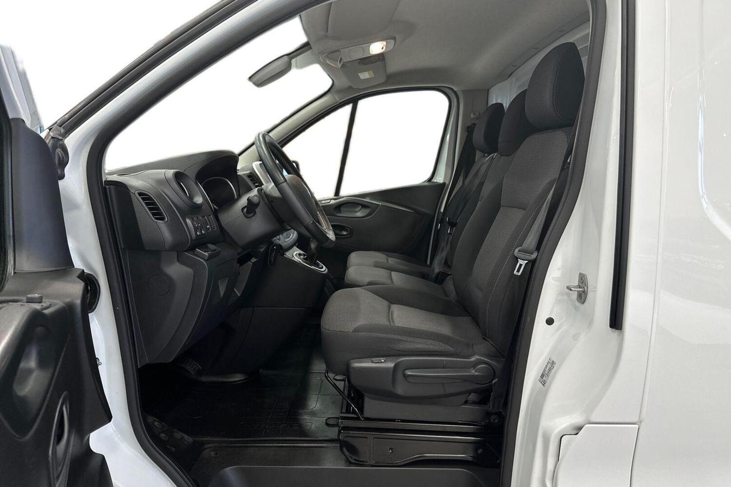Renault Trafic vaihtoauto