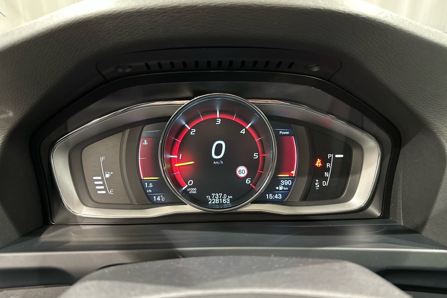 Volvo V60 Cross Country vaihtoauto